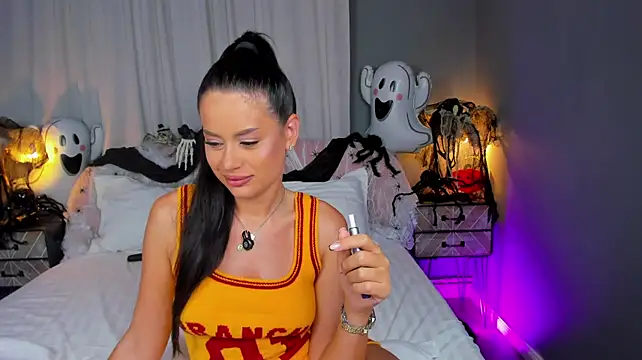 AmedeeaBanks - Make me to explode in squirts💦