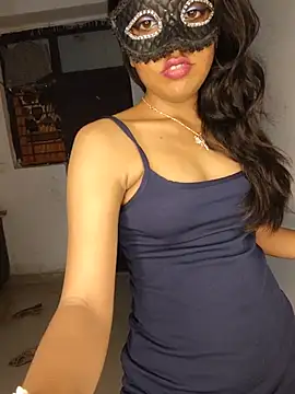 Baddie_kyra - Nude dance oil massage