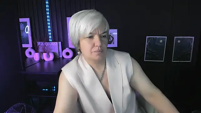 CarmenSoft - Deep meaningful conversation