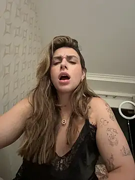 BarbieHotBrazil - Dedo no cu ao vivo