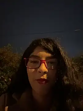 Dani_bela - Ir a baño a meterme un pepino del super