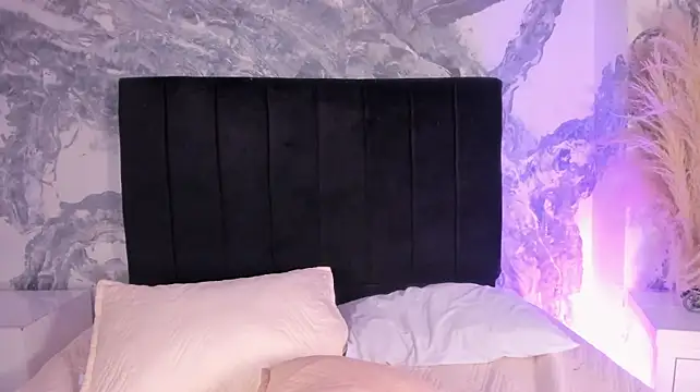 BellaaStorm - DILDO PUSSY IN DOGGY