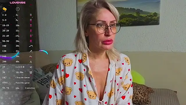 PamellaMurphy - take my shirt off