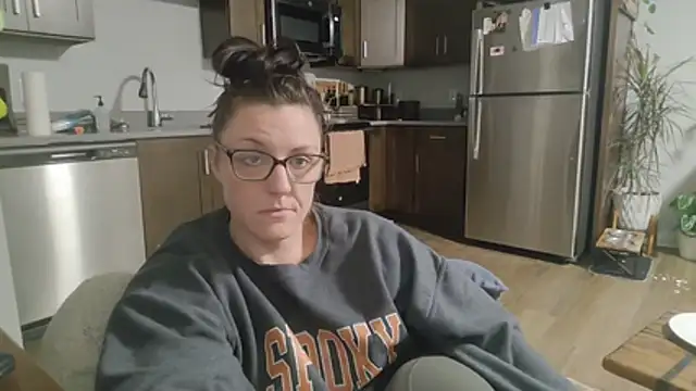 RavenNyxxx - time to get comfortable....post workout