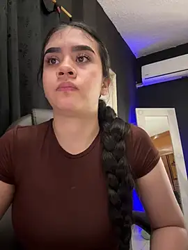 Alhaana_ - OPEN SEXY ASS IN DOGGY!