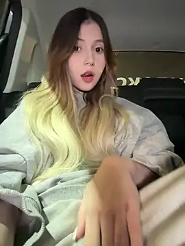 Nancy_chancy - massage boobs under top IN TAXI 🚖