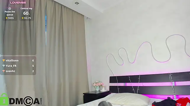 Stasy_Traiin - pussy on camera