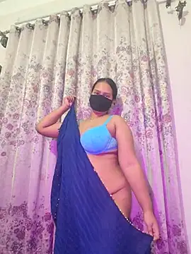 TANISHA-2026 - Suck niple