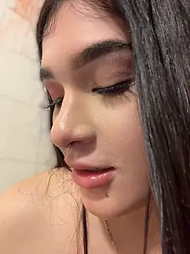 KatheOlson - fuck my pussy with a dildo on the wall
