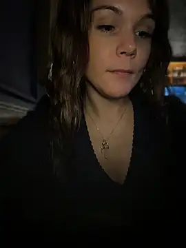 BaileyMFox - Buzz me in the restaurant