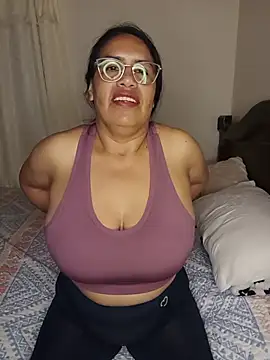 Emilif_ - squeeze tits 🍒