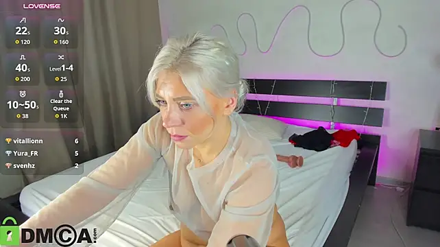 Stasy_Traiin - pussy on camera