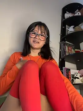 Ivi_sunny - Show ass + spank red ass