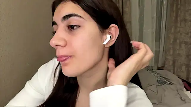 Ledi_Asthik - Kiss You