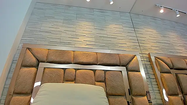 Allice_green - show feet