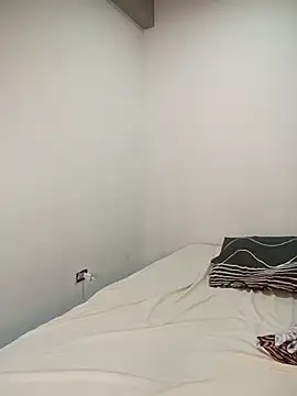 LucyCherry69 - Dulce squirt 💦