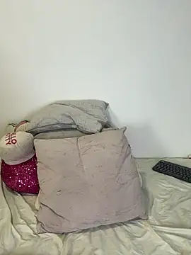Ivelleee_ - Doggy + show asshole