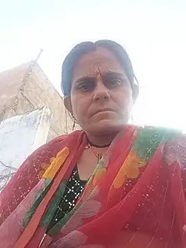 TRA_U_143 - Pvt me full nude with fec ke sath