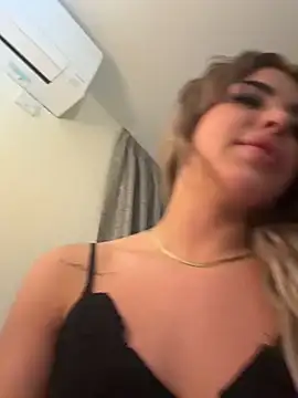 SofiBellini - Oil show with my stepsis