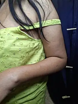 Nisha027 - Dildo show