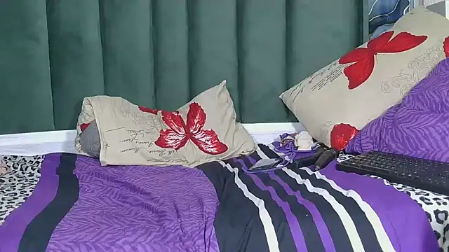 Catladyxx23 - New