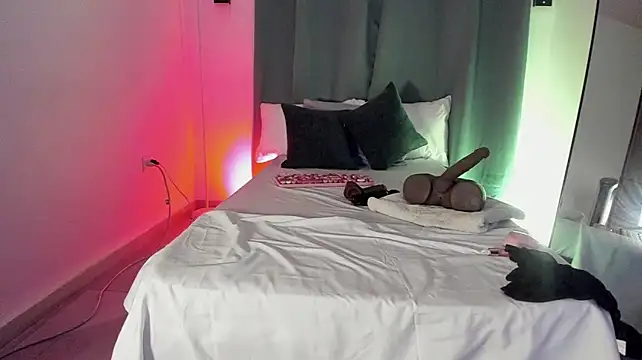 AvaFerrera - NO THONG + ASS CLAP SHOW