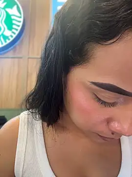 Sara-Castillo - SUPER MEGA SQUIRT IN PUBLIC BATHROOM 💦