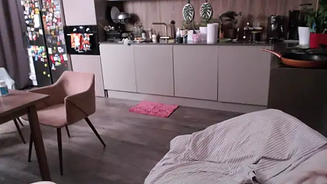Hurricane_Kat - Topless