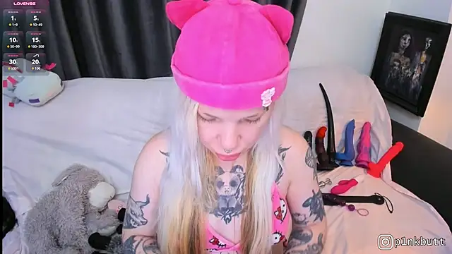 HelenGoat - Naked ass twerking!!!