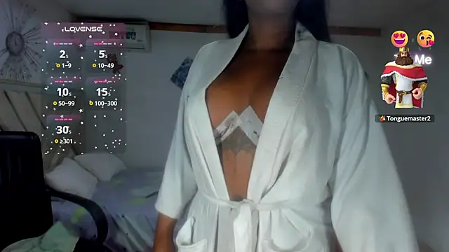 Miagrace - squirt on my mounted dildo