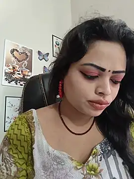 Pinky-2 - Oiling My Sexy Pussy Hole