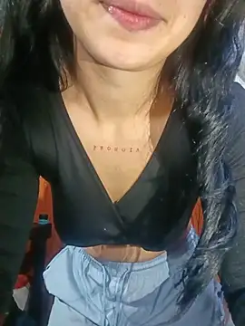 Sol_Scarleett - Fingers in my ass in the store🔥🔥🔥