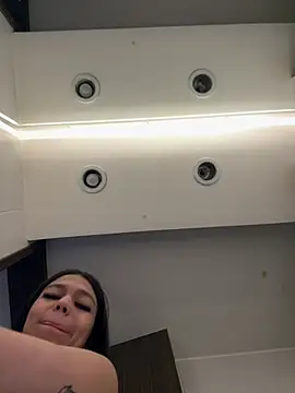 Alyshanon18 - LOVE ME 🥹
