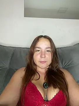 BrunaMendees - Dildo no cuzinho de ladinho