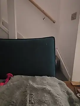 PollyHotxo - Show off my big fat ass