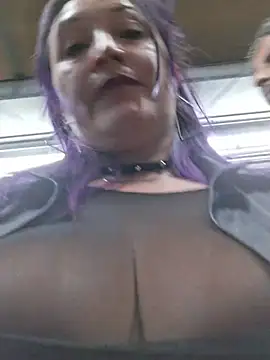 Sophie_banger - Make me horny Tits out & massage 🥵