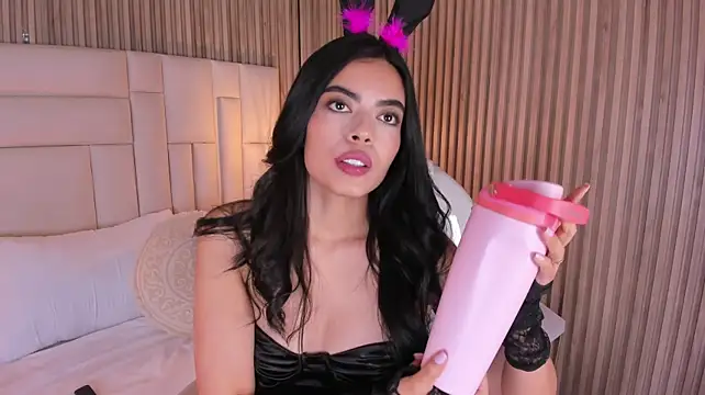 Isabellax21 - Saliva on tits