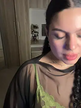Babyellenn - Topless