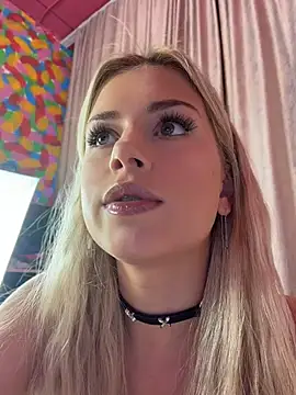 NinaVerse - squirt on your face