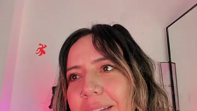 Miaapril - flahs Pussy close up