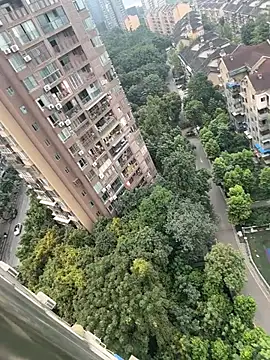 Love-yiyi - 全裸脱衣跳舞5分钟