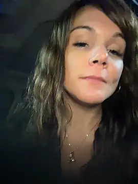 BaileyMFox - Buzz me in the restaurant