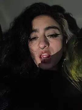 Lila_Desiree - Taking off my panties + finger in pussy