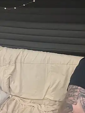 Sweetdivide - Facefuck and cumshot outside