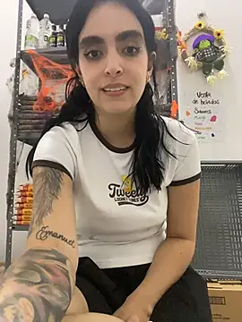 Victoria_Rosess - fingering deep pussy