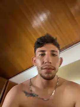 Luke_and_Liah - my bf fuck me in doggie style