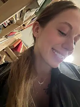 Olivia_Jemison - Spread pussy + spit on clit
