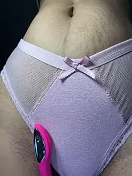 NatalAugust - nunstop squrte 4 time and pussy fingarin