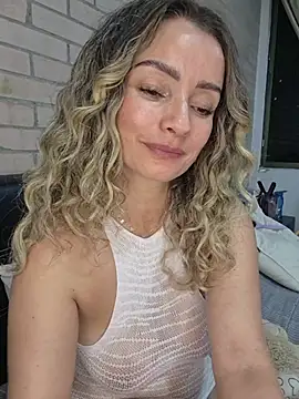Loly_Horny - 🔥💦Dildo & Squirt💦🥰