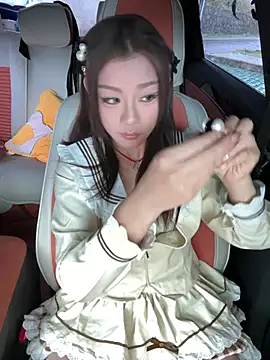 Asia-GoodLuck - 户外公园自慰喷水
